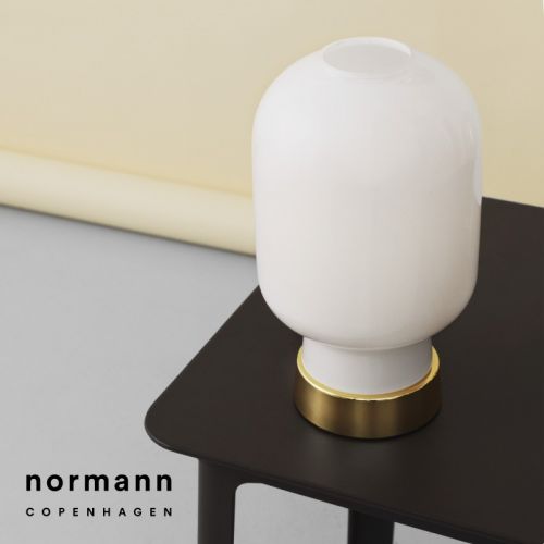 Normann Copenhagen Amp bordlampe_miljø