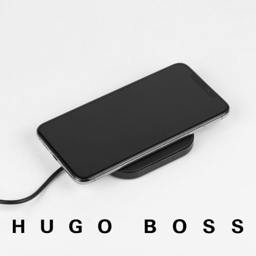 HUGO BOSS Iconic Dock Charger_sort