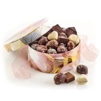 Rund Luksus æske med Luksus Chokolade & Luksusæg_akvarelt/guld