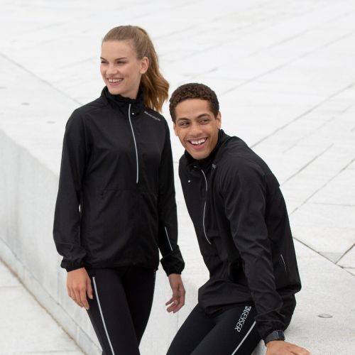 Geyser Lightweight Running Jacket. 