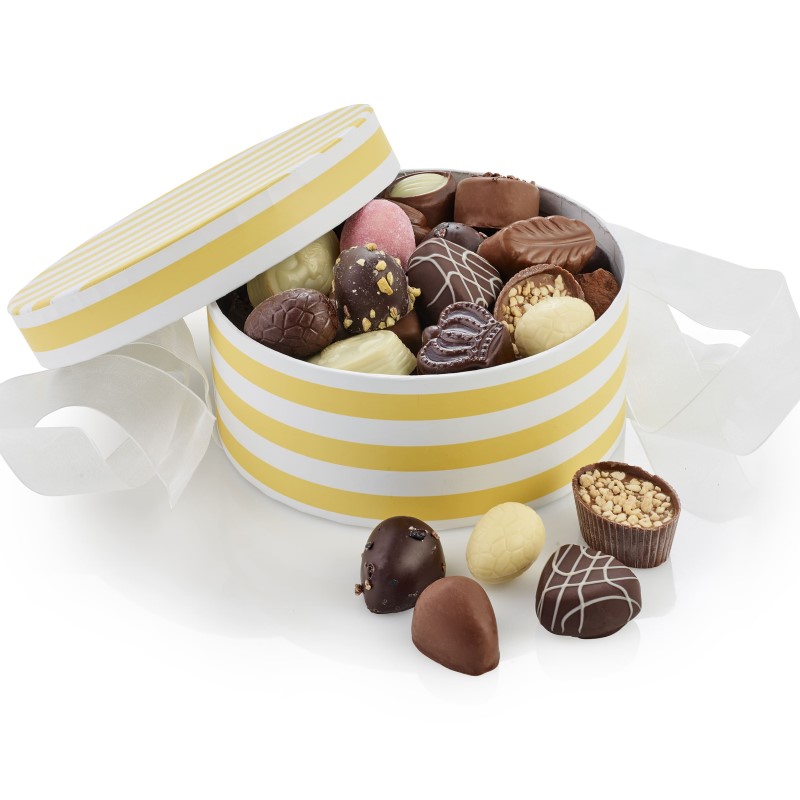 Rund Luksus æske med Luksus Chokolade & Luksusæg_Gul stribet